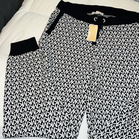 Michael Kors NEW Joggers - Picture 4 of 4